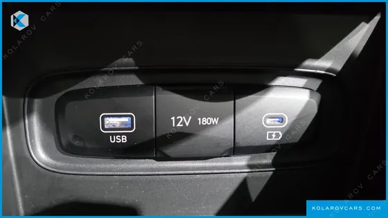 HYUNDAI VENUE 1.6 SMART