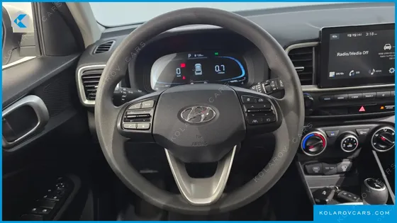 HYUNDAI VENUE 1.6 SMART