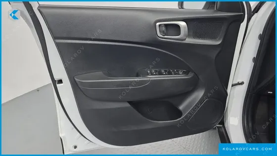 HYUNDAI VENUE 1.6 SMART
