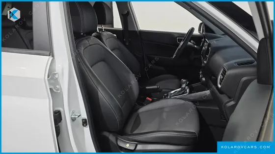 HYUNDAI VENUE 1.6 SMART