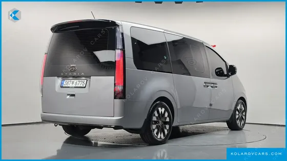 HYUNDAI STARIA L3.5 LOUNGE 7-SEATER