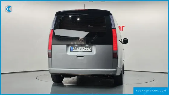 HYUNDAI STARIA L3.5 LOUNGE 7-SEATER