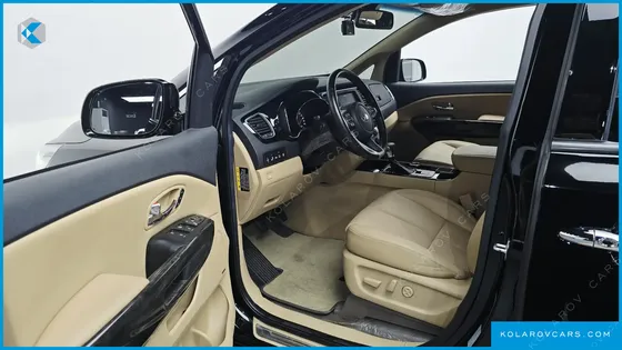 KIA CARNIVAL 9-SEATER HI-LIMOUSINE