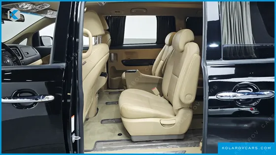KIA CARNIVAL 9-SEATER HI-LIMOUSINE