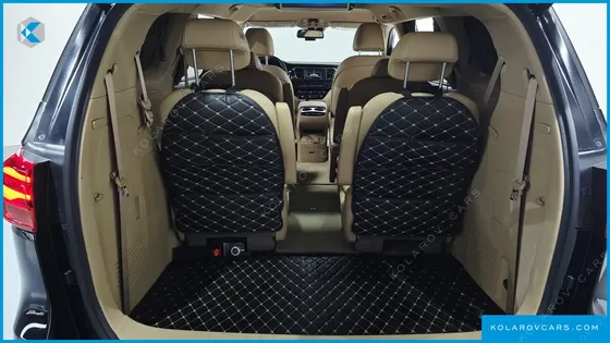 KIA CARNIVAL 9-SEATER HI-LIMOUSINE