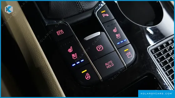 KIA CARNIVAL 9-SEATER HI-LIMOUSINE