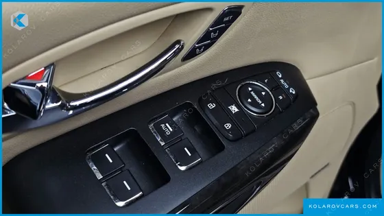 KIA CARNIVAL 9-SEATER HI-LIMOUSINE