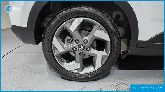 HYUNDAI VENUE 1.6 MODERN PLUS