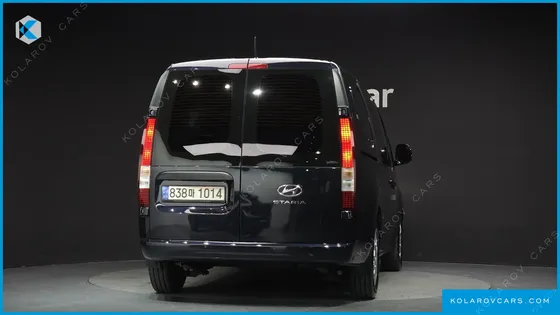HYUNDAI STARIA CARGO 5-SEATER
