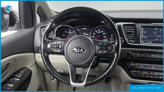 KIA CARNIVAL 11-SEATER PRESTIGE