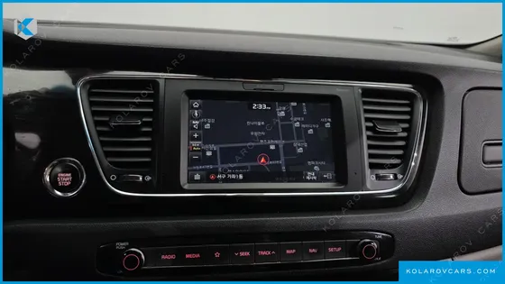 KIA CARNIVAL 11-SEATER PRESTIGE