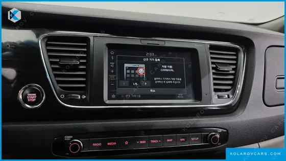 KIA CARNIVAL 11-SEATER PRESTIGE