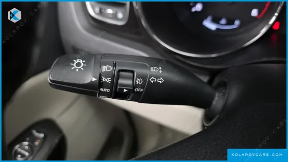 KIA CARNIVAL 11-SEATER PRESTIGE
