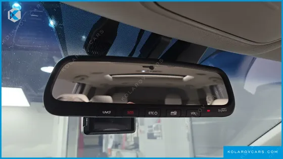 KIA CARNIVAL GASOLINE 9-SEATER NOBLESSE SPECIAL