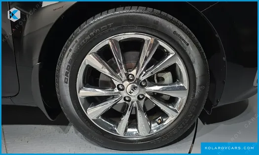 KIA CARNIVAL GASOLINE 9-SEATER NOBLESSE SPECIAL