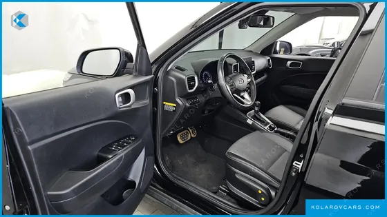 HYUNDAI VENUE 1.6 MODERN