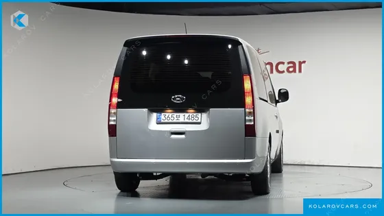 HYUNDAI STARIA TOURER 9-SEATER