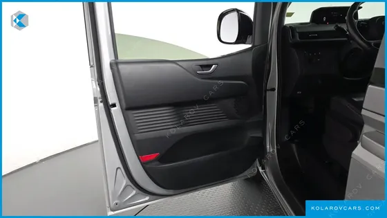 HYUNDAI STARIA TOURER 9-SEATER