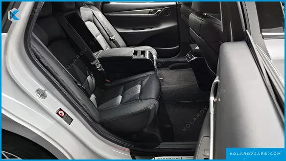 HYUNDAI GRANDEUR LE BLANC
