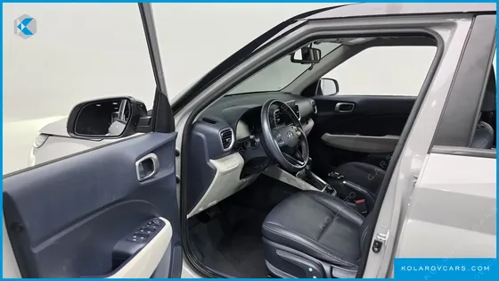 HYUNDAI VENUE 1,6 PREMIUM