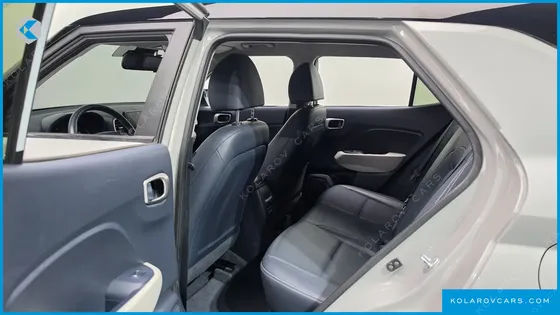 HYUNDAI VENUE 1,6 PREMIUM