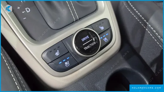 HYUNDAI VENUE 1,6 PREMIUM