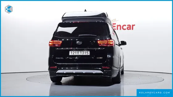 KIA CARNIVAL 7-SEATER HI-LIMOUSINE