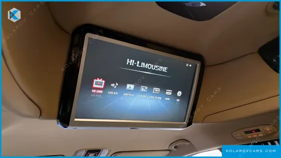 KIA CARNIVAL 7-SEATER HI-LIMOUSINE