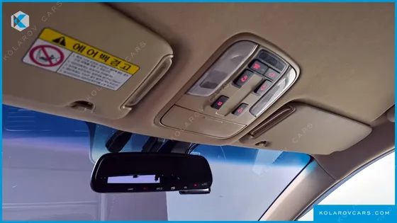 KIA CARNIVAL 7-SEATER HI-LIMOUSINE