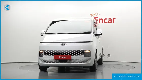 HYUNDAI STARIA CARGO 5-SEATER