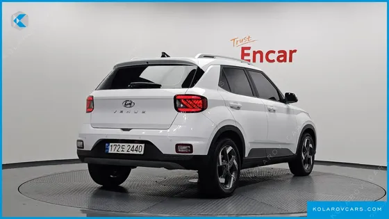 HYUNDAI VENUE 1,6 PREMIUM