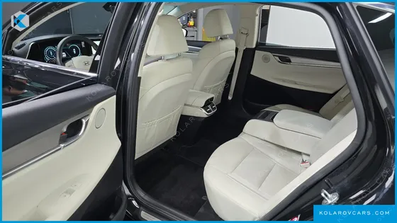 HYUNDAI GRANDEUR LE BLANC