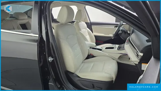 HYUNDAI GRANDEUR LE BLANC