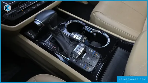 KIA CARNIVAL 9-SEATER NOBLESSE SPECIAL
