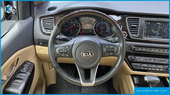 KIA CARNIVAL 9-SEATER NOBLESSE SPECIAL