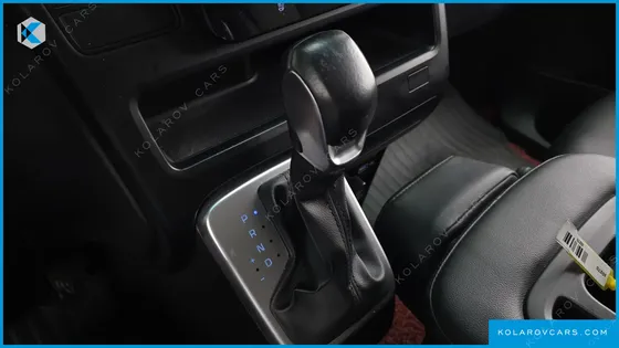 HYUNDAI STARIA TOURER 11-SEATER