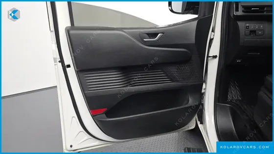 HYUNDAI STARIA TOURER 11-SEATER