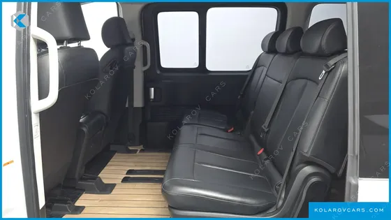 HYUNDAI STARIA TOURER 11-SEATER