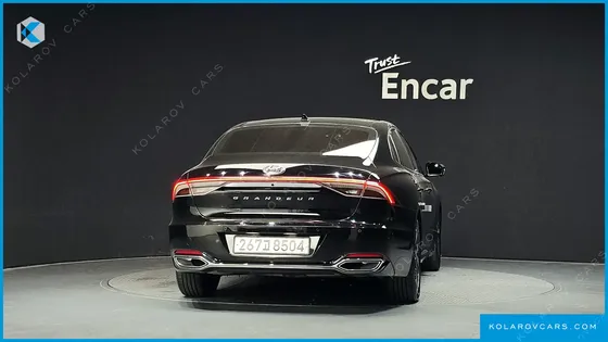 HYUNDAI GRANDEUR LE BLANC