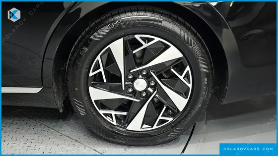 HYUNDAI GRANDEUR LE BLANC