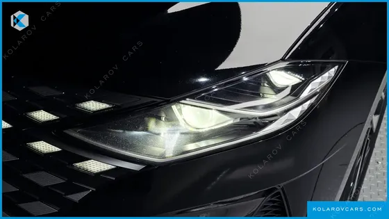 HYUNDAI GRANDEUR LE BLANC
