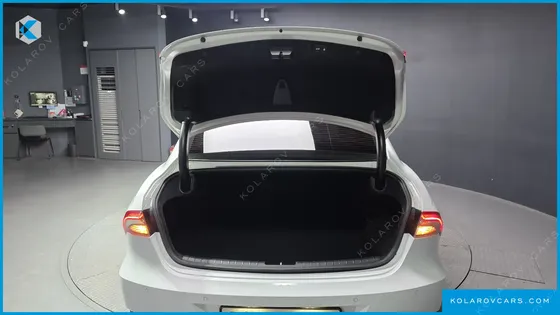 HYUNDAI GRANDEUR PREMIUM CHOICE