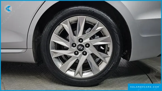 HYUNDAI GRANDEUR CALLIGRAPHY