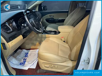 KIA CARNIVAL 9-SEATER PRSTIGE