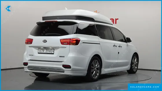KIA CARNIVAL GASOLINE 9-SEATER HI-LIMOUSINE