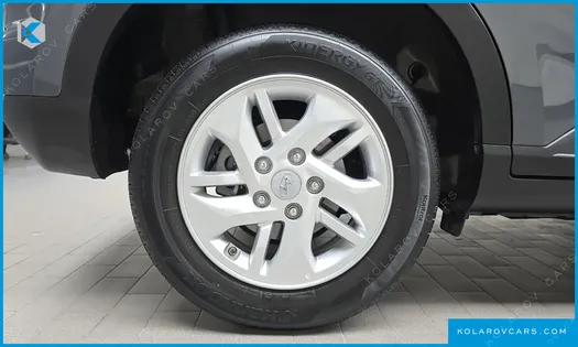 HYUNDAI VENUE 1,6 PREMIUM
