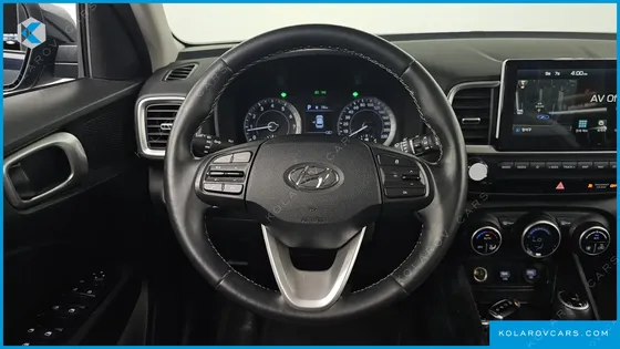 HYUNDAI VENUE 1.6 MODERN