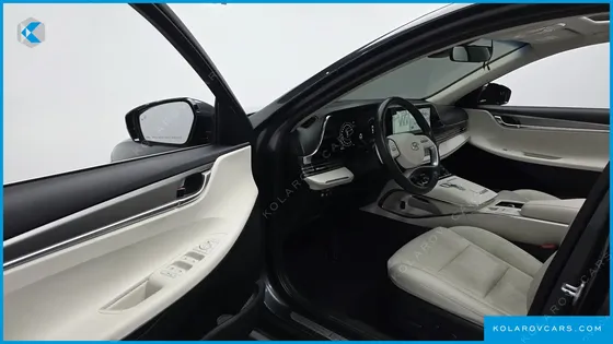 HYUNDAI GRANDEUR LE BLANC