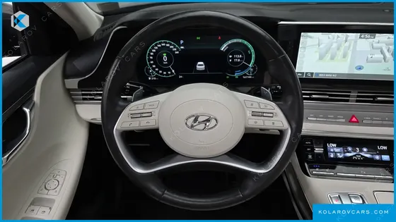 HYUNDAI GRANDEUR LE BLANC