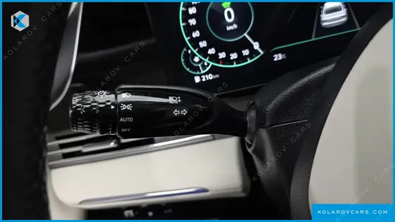 HYUNDAI GRANDEUR LE BLANC